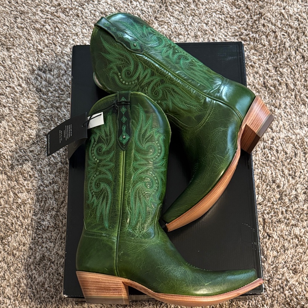 BLACK STAR WOMEN'S PARADISE WESTERN BOOT - SNIP TOE